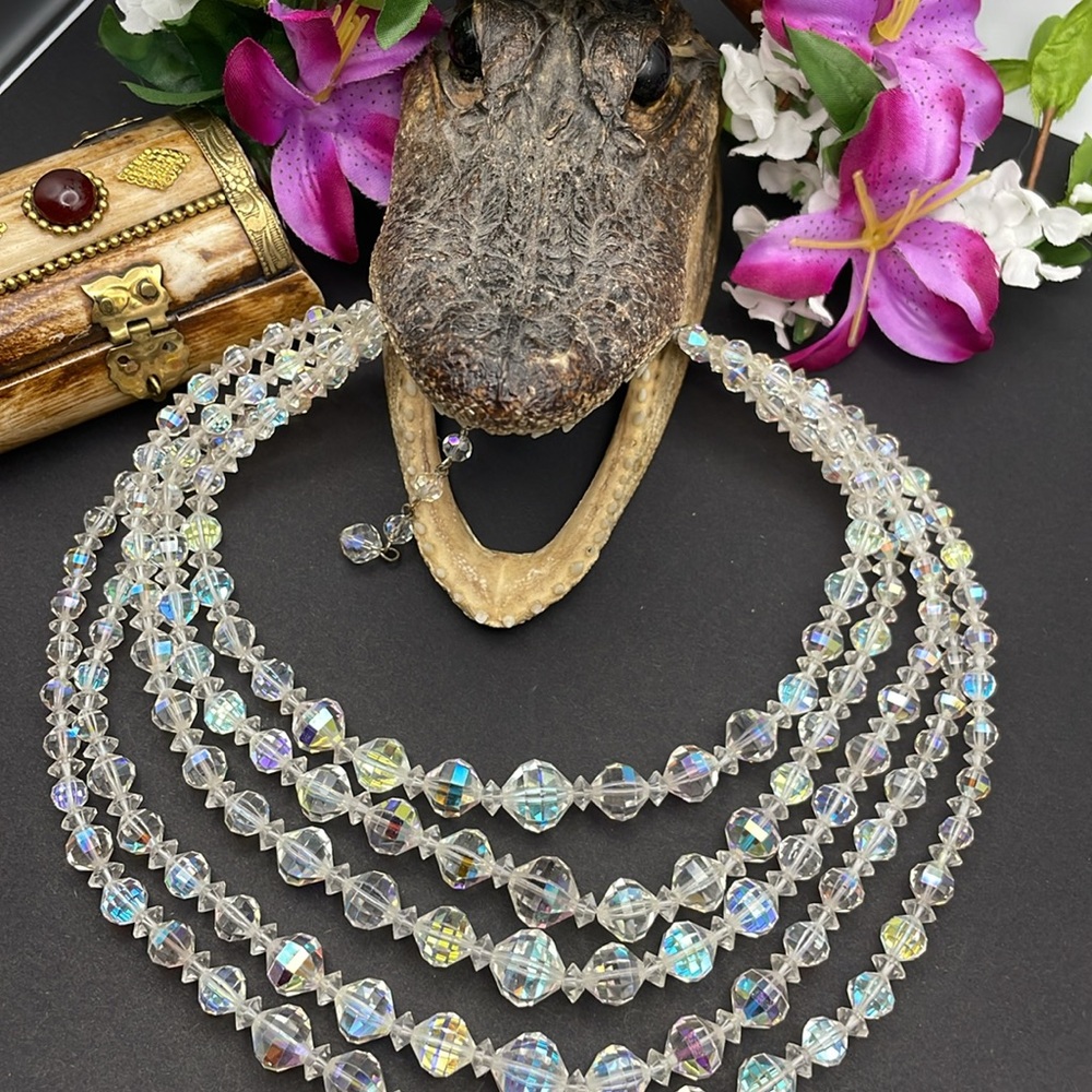 Laguna crystal necklace and earring set C39🔥 - Picture 7 of 16